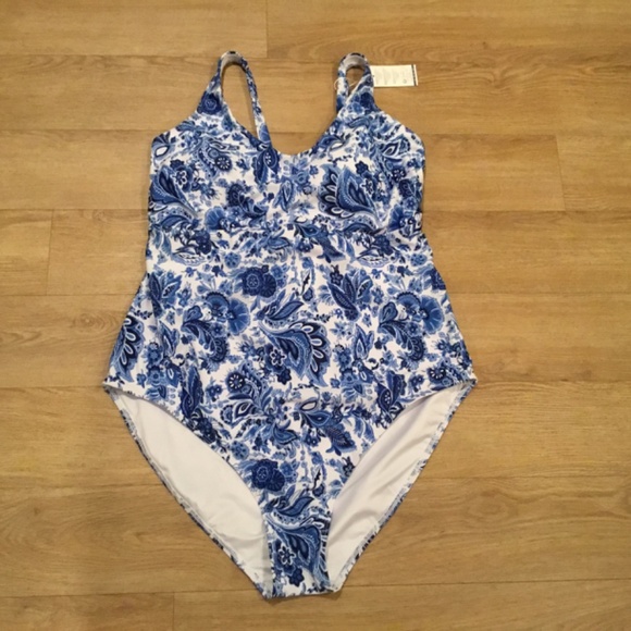 Women’s Plus Size Paisley One Piece Bathing Suit - Picture 4 of 6